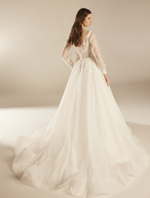 https://elisebride.ro/images/stories/virtuemart/product/Annika 3.jpg